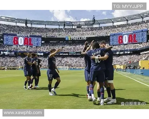 德甲激战：巴黎圣日耳曼大胜切尔西红牌事件引发全场热议与十大精彩进球回顾