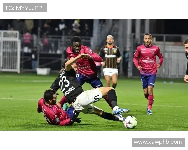 意甲激情对决阿森纳与皇马战成平局转会传闻再起引发热议